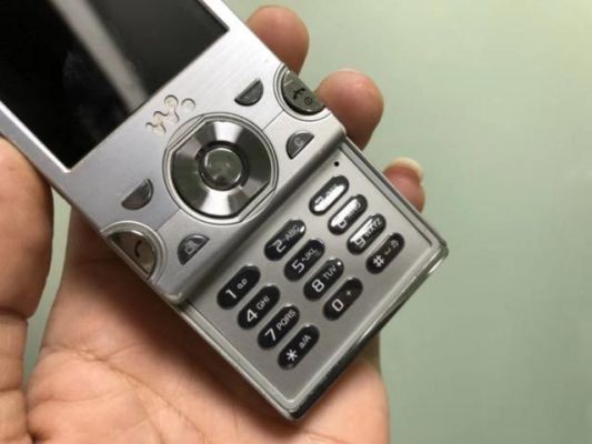 索爱W995的音质比得上苹果mp4吗?索爱w995-图2 索爱W995的音质比得上苹果mp4吗?索爱w995-图2