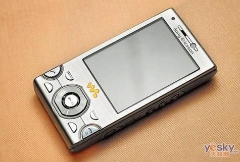索爱W995的音质比得上苹果mp4吗?索爱w995-图3 索爱W995的音质比得上苹果mp4吗?索爱w995-图3