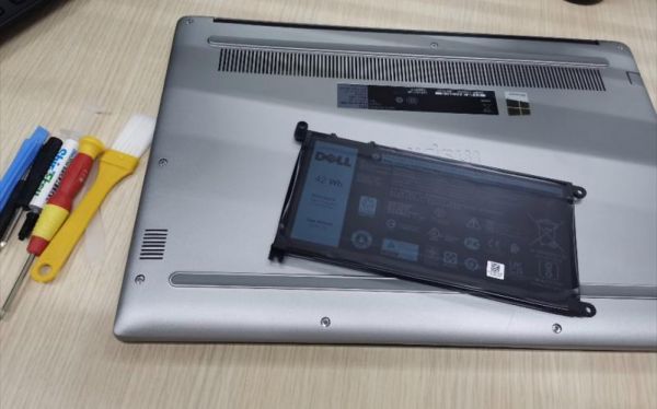 戴尔燃7000和macpro(戴尔燃7000和7560电池一样吗)-图3 戴尔燃7000和macpro(戴尔燃7000和7560电池一样吗)-图3