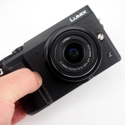 松下GX85和奥林巴斯EM 10 II哪个好？松下gx7