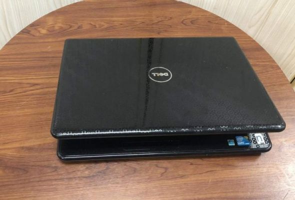 我刚买的戴尔笔记本n4030配置是:i5 500硬盘2g内存512独显，和你们说的咋不一样？n4030