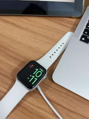 iwatch不充电?iwatch充不进去电-图3 iwatch不充电?iwatch充不进去电-图3