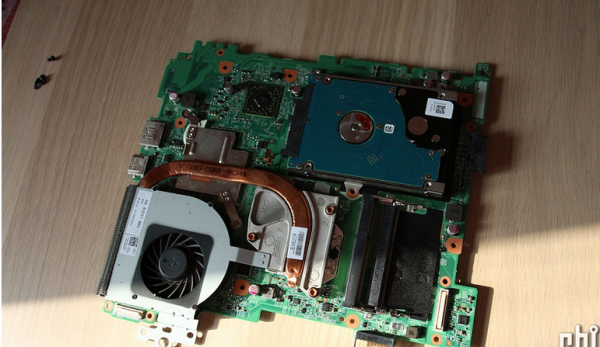 戴尔14r笔记本拆硬盘(dellinspiron14r5437拆硬盘)-图2 戴尔14r笔记本拆硬盘(dellinspiron14r5437拆硬盘)-图2