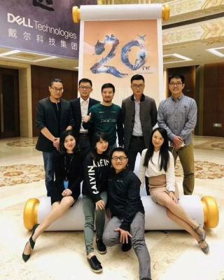 戴尔子女炫富(戴尔老总)-图1 戴尔子女炫富(戴尔老总)-图1