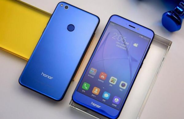 Honor 8lite是什么型号?荣耀8lite-图2 Honor 8lite是什么型号?荣耀8lite-图2