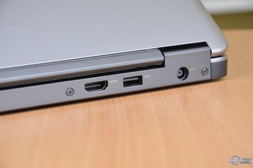 戴尔e7240接口（戴尔e6230接口）