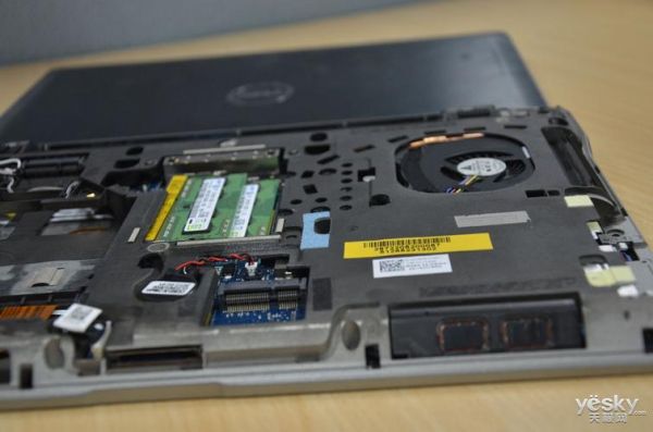 戴尔e7440i5（戴尔E7440硬盘安装）