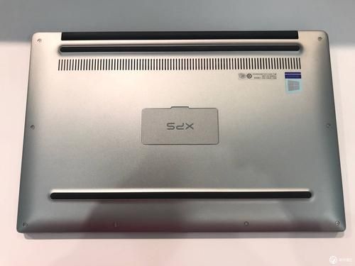 关于戴尔xps13银灰的信息-图1 关于戴尔xps13银灰的信息-图1