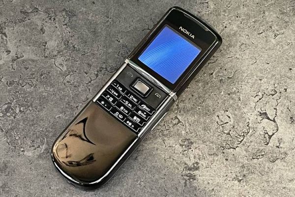诺基亚8800系列的手机怎么样?诺基亚9300-图2 诺基亚8800系列的手机怎么样?诺基亚9300-图2