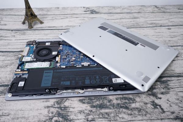 最新戴尔xps拆解的简单介绍-图3 最新戴尔xps拆解的简单介绍-图3