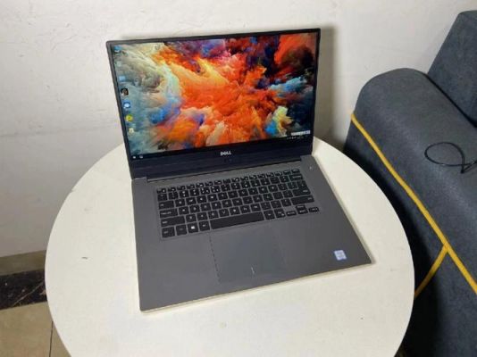 戴尔燃7000屏幕测评（戴尔燃7000屏幕大小）