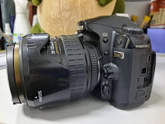 尼康d80是不是全画幅？尼康d80