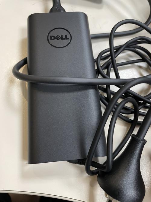 全新戴尔xps15(全新戴尔240w电源适配器线根部松动正常吗)-图3 全新戴尔xps15(全新戴尔240w电源适配器线根部松动正常吗)-图3
