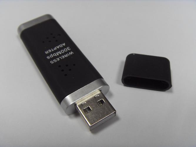 usb无线传输av(usb无线传输器怎么使用)-图1 usb无线传输av(usb无线传输器怎么使用)-图1