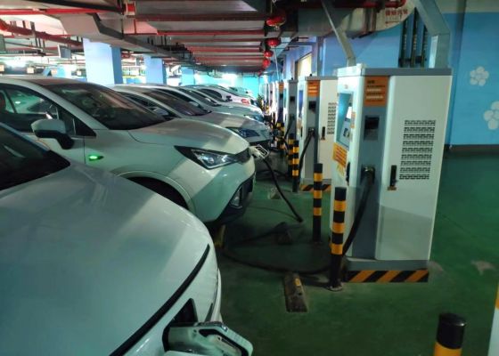 充电十分钟跑一千公里(充电15分钟跑1000公里电动汽车)-图1 充电十分钟跑一千公里(充电15分钟跑1000公里电动汽车)-图1